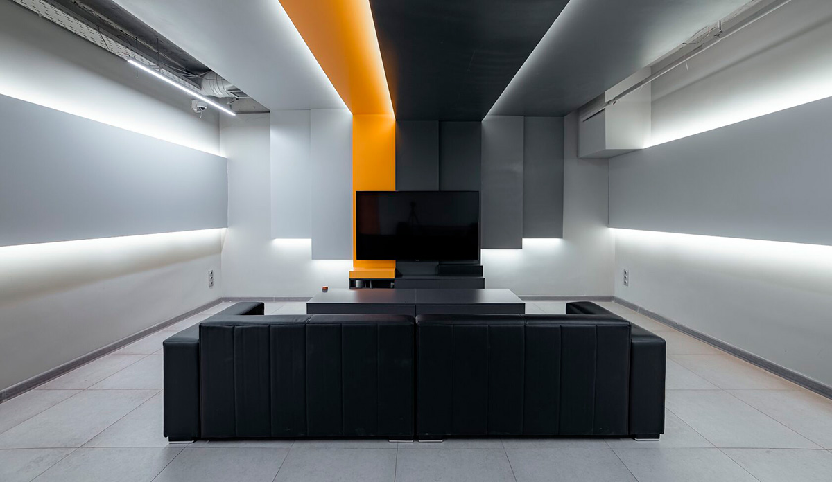 VIP PS5 Pro — Hydra Esports Stadium