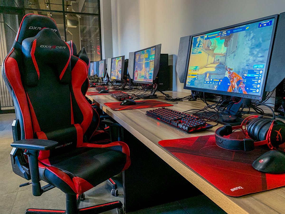 Зал VIP 2 — Hydra Esports Stadium